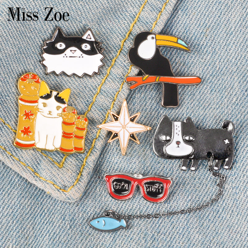 Cuty Animals Enamel Pins Dog Cat Bird Star Cool Stuff Brooch Badge Denim Shirt Lapel Pin Cartoon Jewelry Gift for Kids Girls